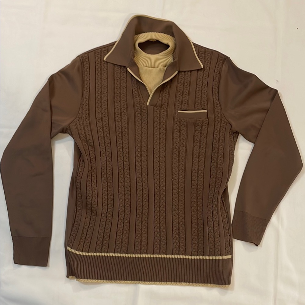 Vintage, 60’s ? Brown and Sand Turtleneck Sweater with Ribbed Knit